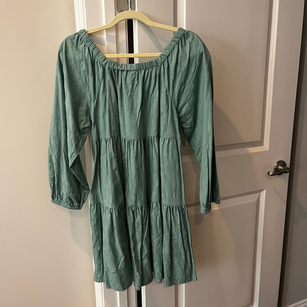 Green coastal style dress - sz small